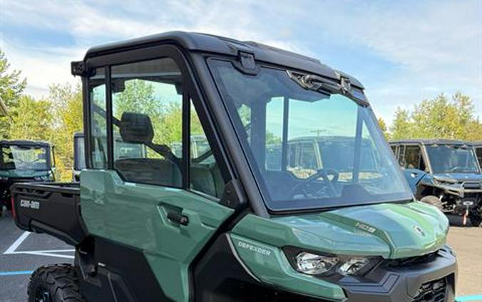 2026 Can-Am Defender DPS CAB