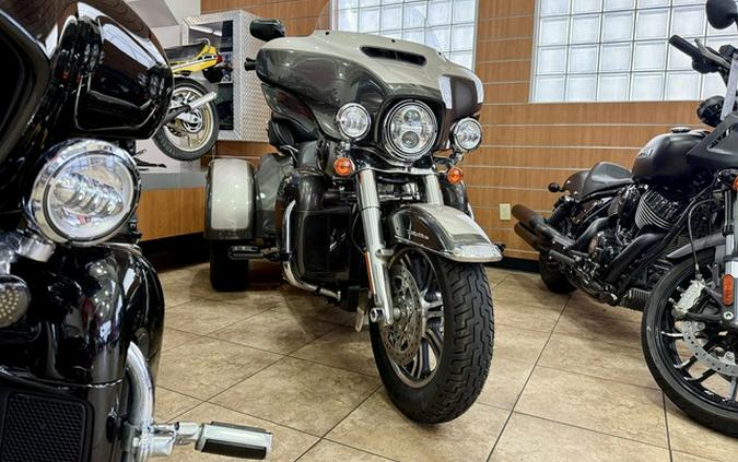 2023 Harley-Davidson Trike FLHTCUTG - Tri Glide Ultra