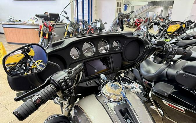 2023 Harley-Davidson Trike FLHTCUTG - Tri Glide Ultra