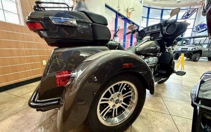 2023 Harley-Davidson Trike FLHTCUTG - Tri Glide Ultra