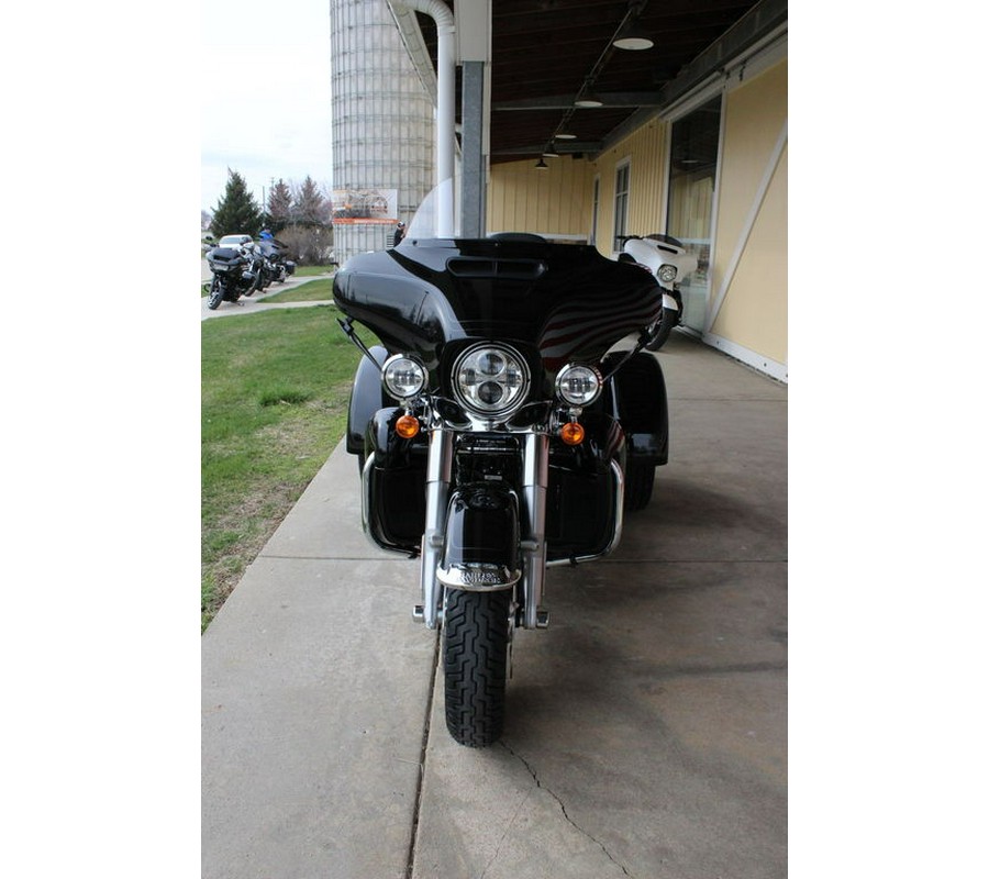 2024 Harley-Davidson® FLHTCUTG - Tri Glide® Ultra