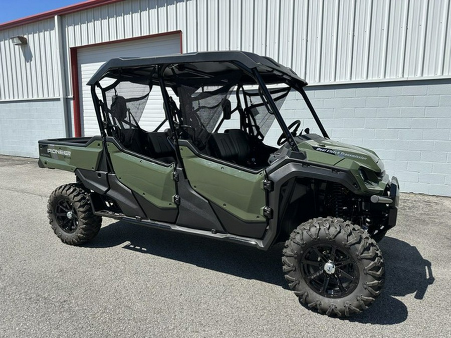 2024 Honda Pioneer 1000-6 Deluxe Crew