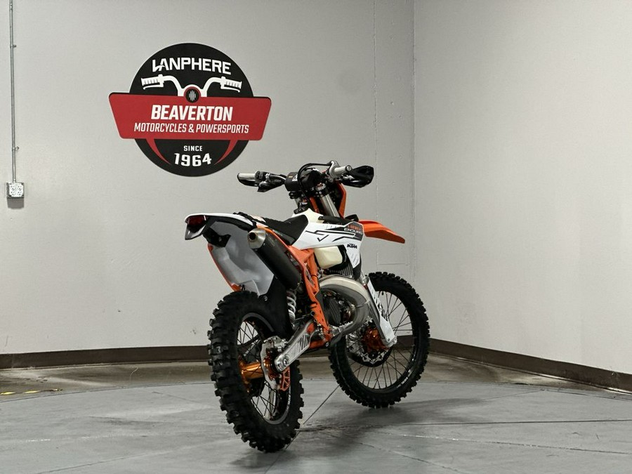 2026 KTM XC 300 W Hardenduro