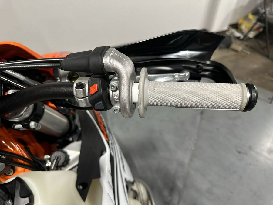 2026 KTM XC 300 W Hardenduro