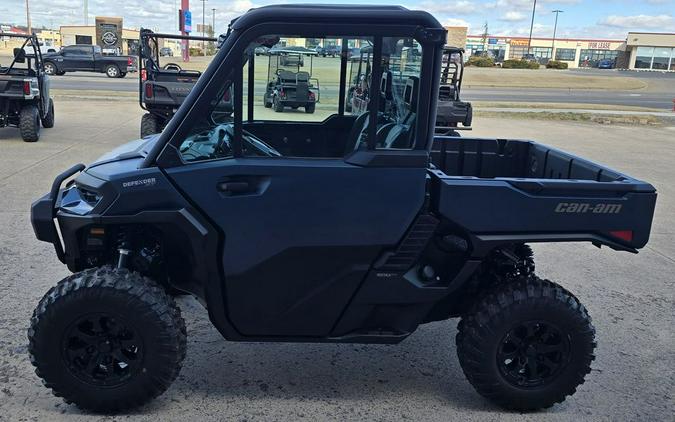 2026 Can-Am® Defender XT CAB HD11 With 10.25 in.display