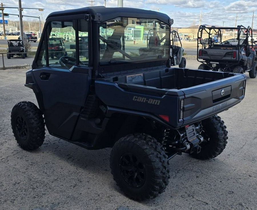 2026 Can-Am® Defender XT CAB HD11 With 10.25 in.display