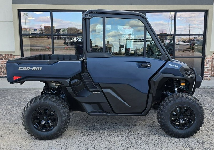 2026 Can-Am® Defender XT CAB HD11 With 10.25 in.display