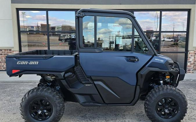 2026 Can-Am® Defender XT CAB HD11 With 10.25 in.display