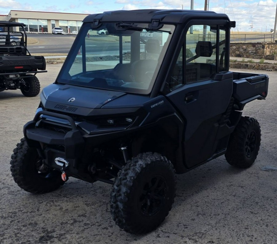 2026 Can-Am® Defender XT CAB HD11 With 10.25 in.display