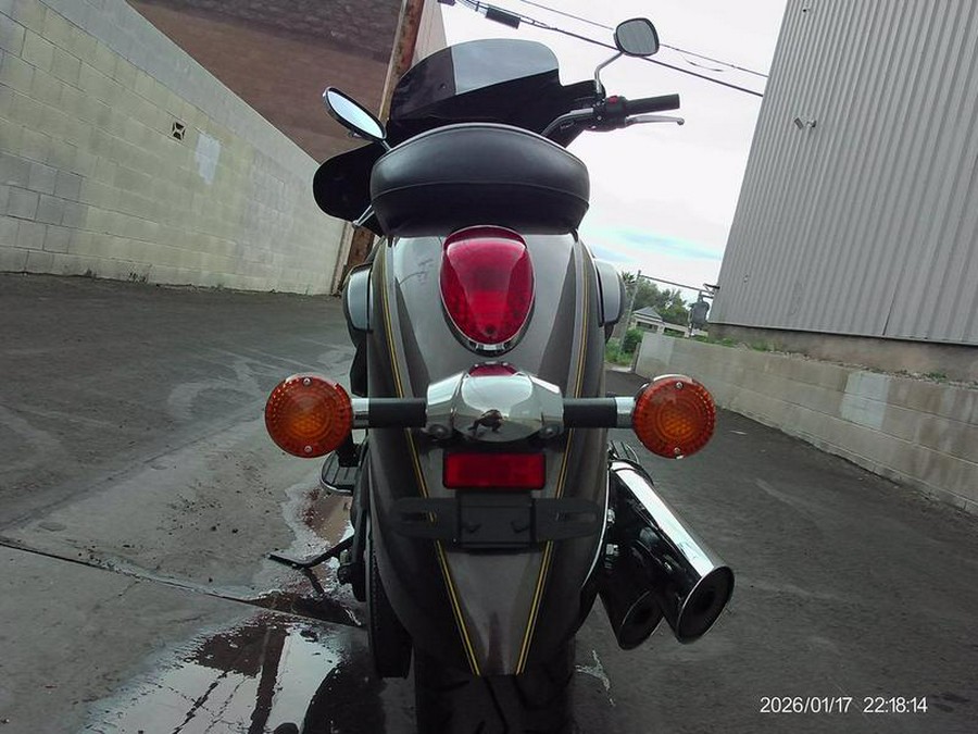 2023 Kawasaki Vulcan® 900 Classic