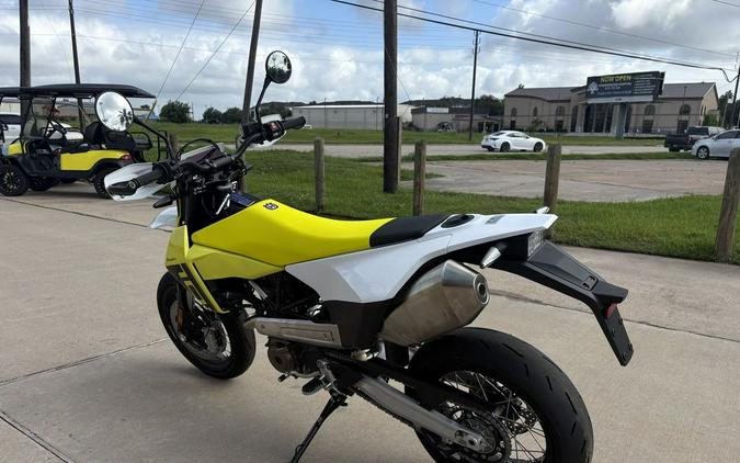 2026 Husqvarna® 701 Supermoto