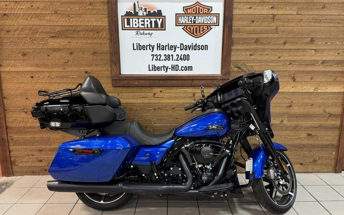 2024 Harley-Davidson® Street Glide® Blue Burst FLHX