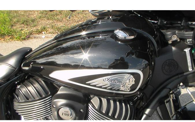 2022 CHIEFTAIN, BLACK METALLIC, 49ST - Indian Motorcycle