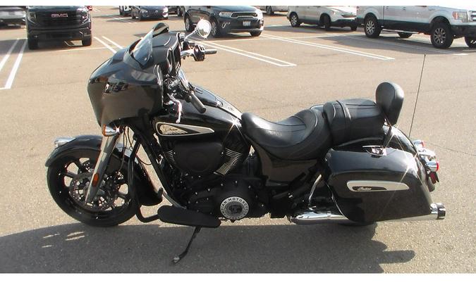 2022 CHIEFTAIN, BLACK METALLIC, 49ST - Indian Motorcycle