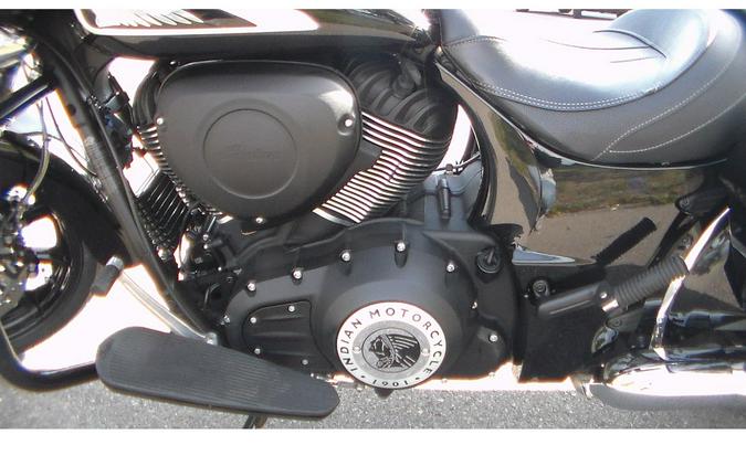 2022 CHIEFTAIN, BLACK METALLIC, 49ST - Indian Motorcycle