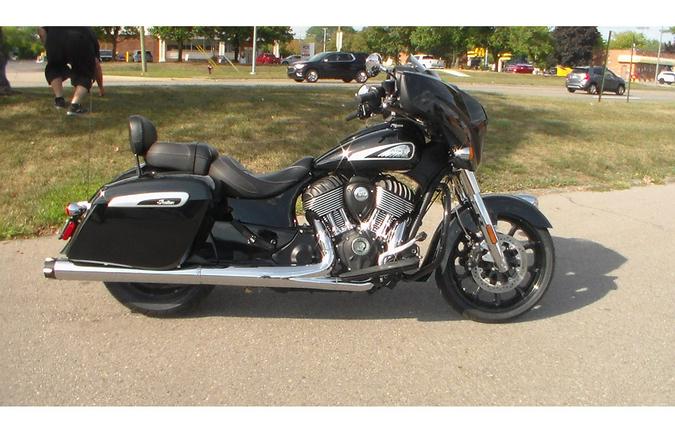 2022 CHIEFTAIN, BLACK METALLIC, 49ST - Indian Motorcycle