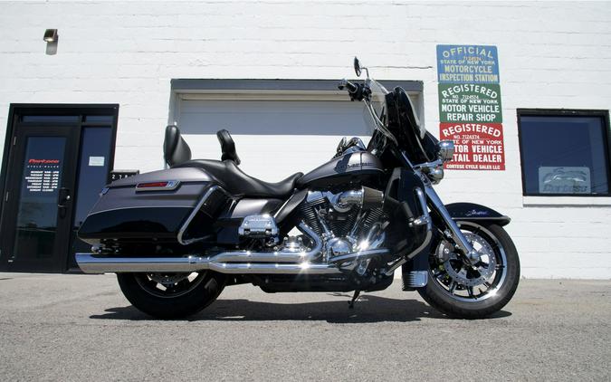 2014 Harley-Davidson® FLHTK Electra Glide® Ultra Limited - Two-Tone