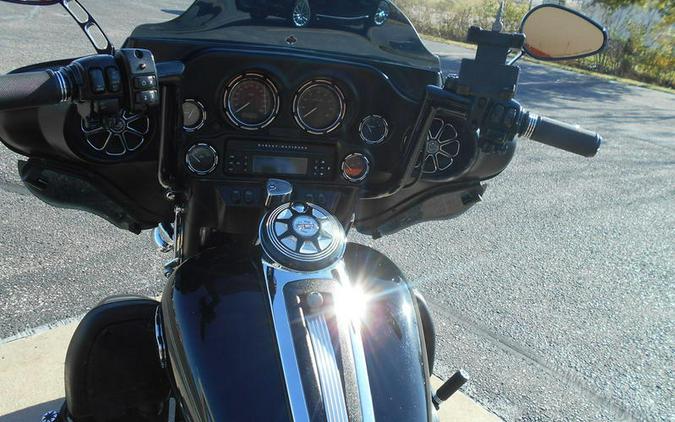 2011 Harley-Davidson® FLHTCUTG - Tri Glide® Ultra Classic®