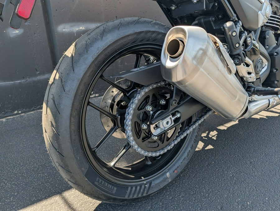 2026 Triumph Thruxton 400