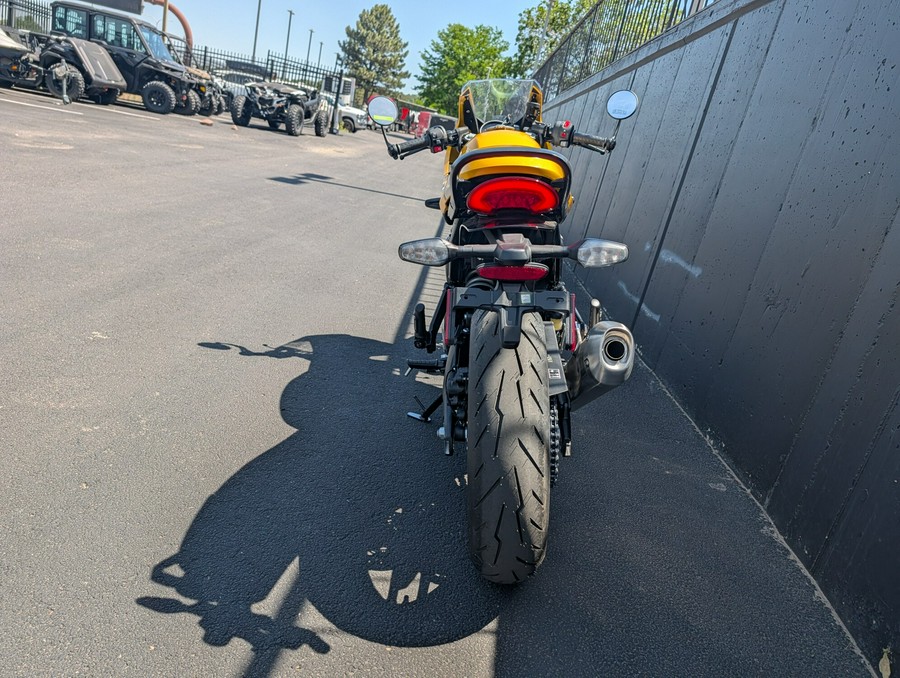 2026 Triumph Thruxton 400