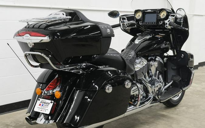 2019 Indian Motorcycle® Roadmaster® Thunder Black