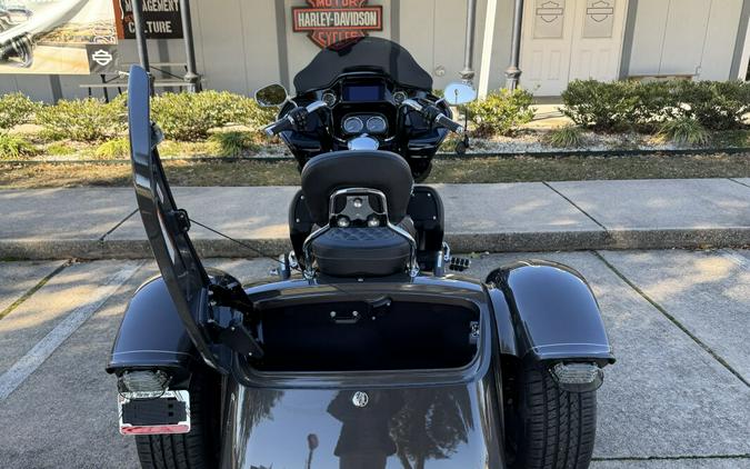 FLTRT 2023 Road Glide® 3