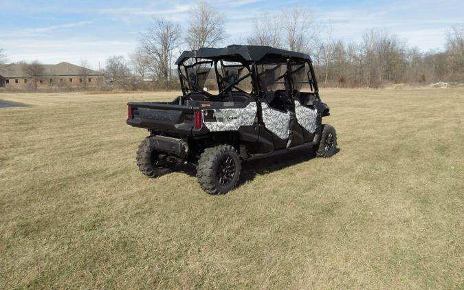 2023 Honda Pioneer 1000-6 Deluxe Crew