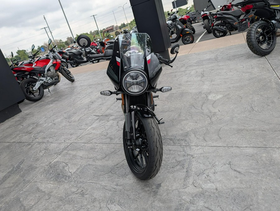 2026 Triumph Thruxton 400