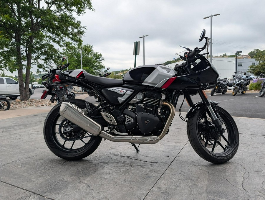 2026 Triumph Thruxton 400