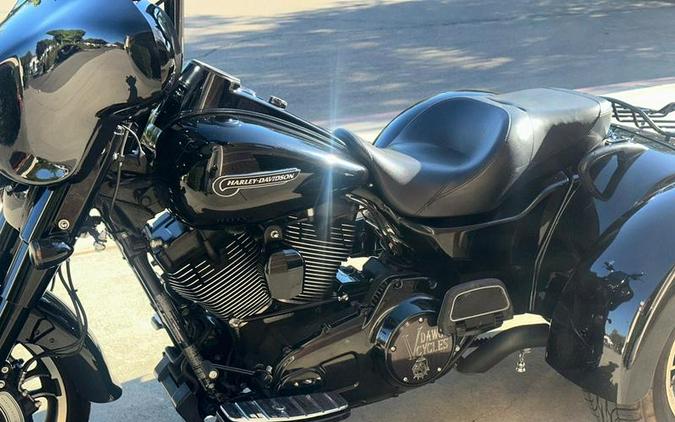 2015 Harley-Davidson® FLRT - Freewheeler™