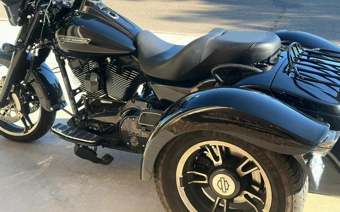 2015 Harley-Davidson® FLRT - Freewheeler™