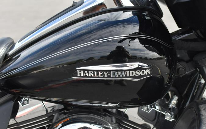 2016 TRI GLIDE ULTRA CLASSIC Black FLHTCUTG