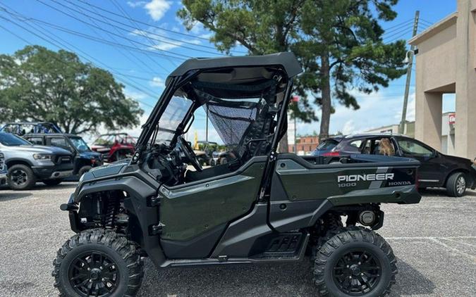 2024 Honda Pioneer 1000 Deluxe