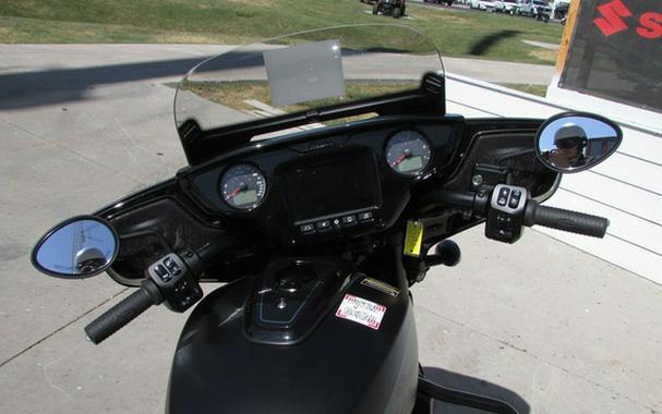 2025 Indian Chieftain PowerPlus Dark Horse w/PowerBand Audio