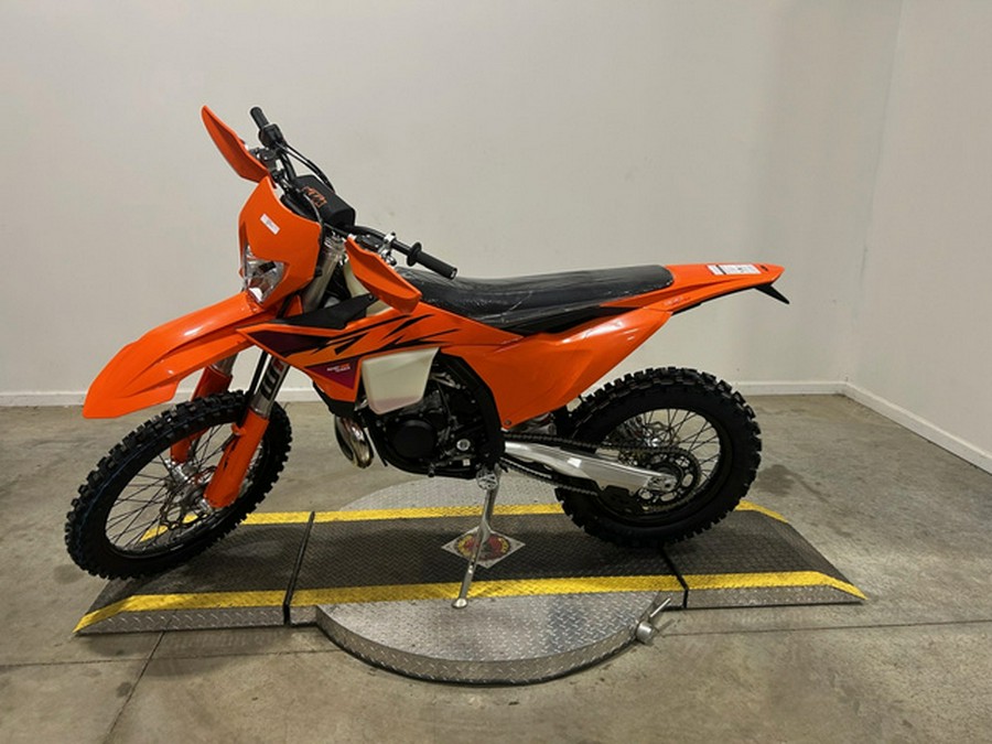 2026 KTM XC 300 W