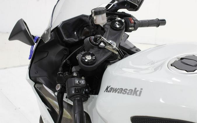 2025 Kawasaki Ninja ZX-6R ABS ABS KRT Edition