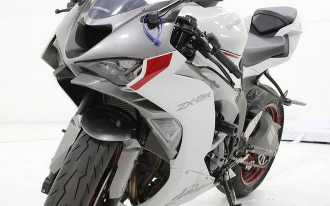 2025 Kawasaki Ninja ZX-6R ABS ABS KRT Edition