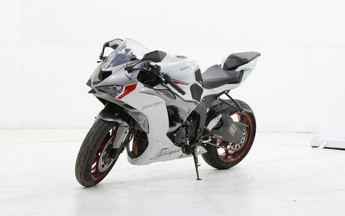 2025 Kawasaki Ninja ZX-6R ABS ABS KRT Edition