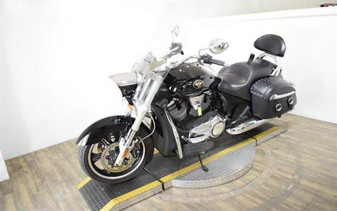 2011 Victory Cross Roads®