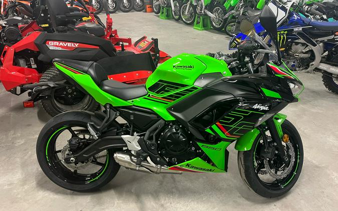 2024 Kawasaki Ninja 650 KRT Edition ABS