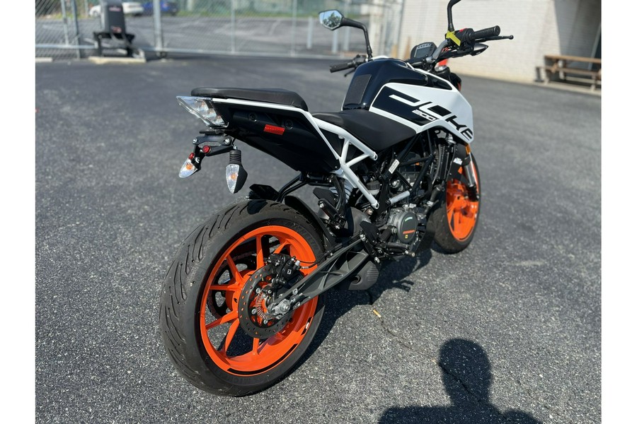 2020 KTM DUKE 200