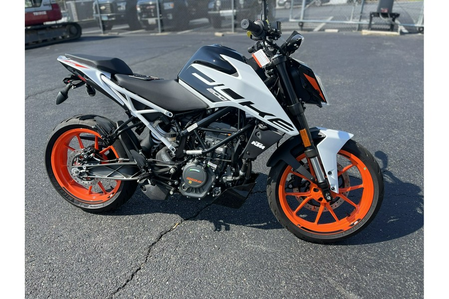 2020 KTM DUKE 200