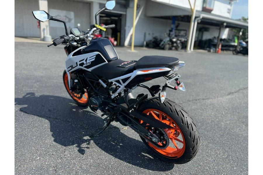 2020 KTM DUKE 200