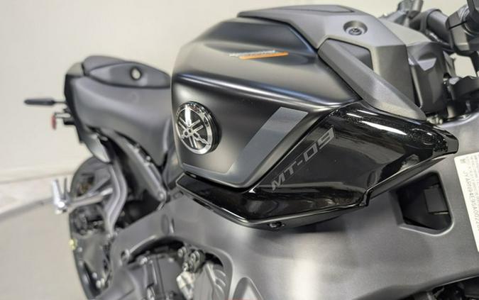 2025 Yamaha MT 09