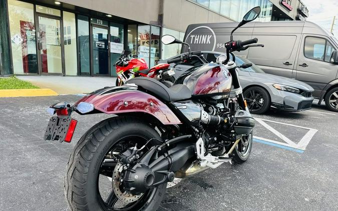2024 BMW R 12 Aventurin Red Metallic
