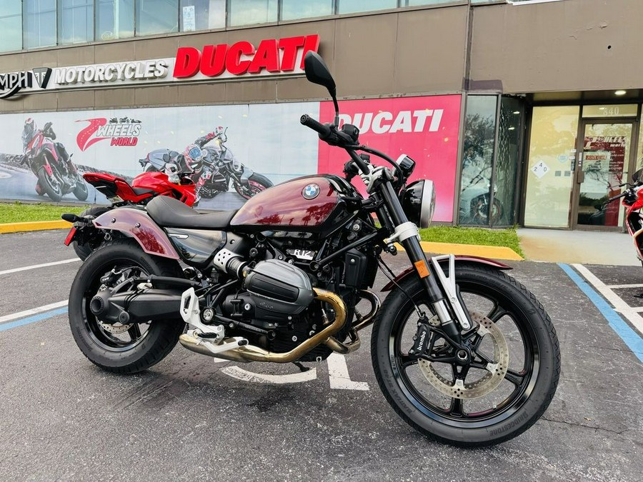 2024 BMW R 12 Aventurin Red Metallic