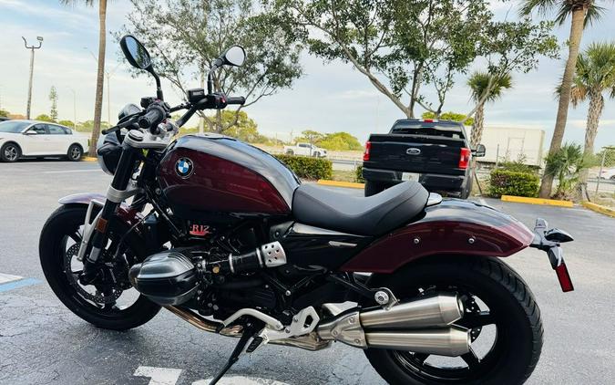 2024 BMW R 12 Aventurin Red Metallic