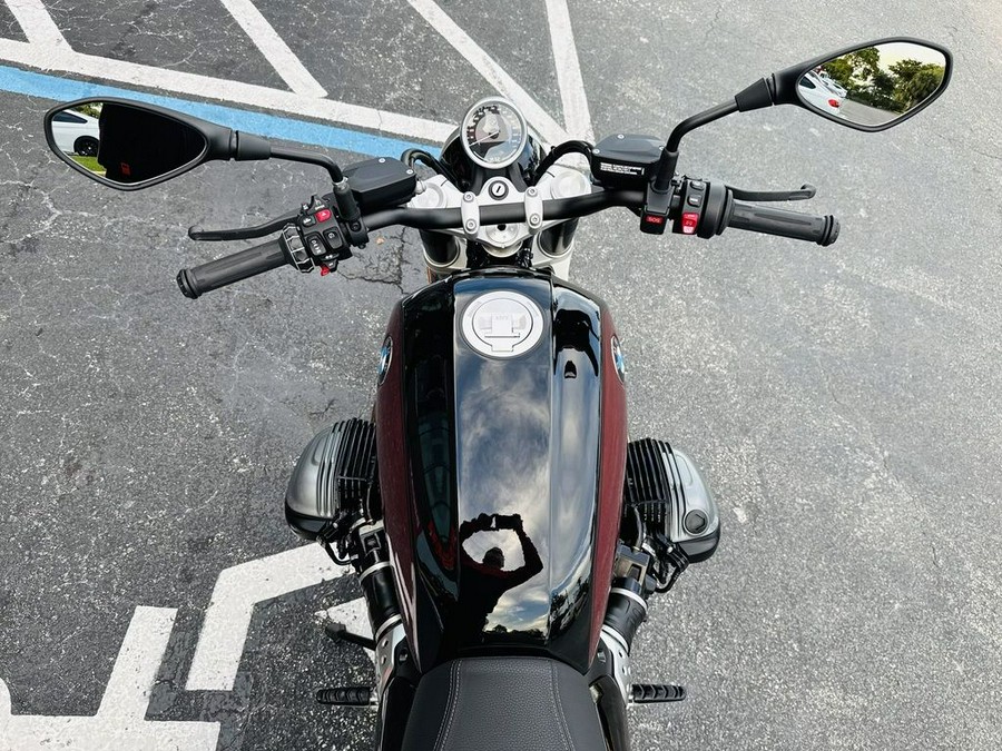 2024 BMW R 12 Aventurin Red Metallic