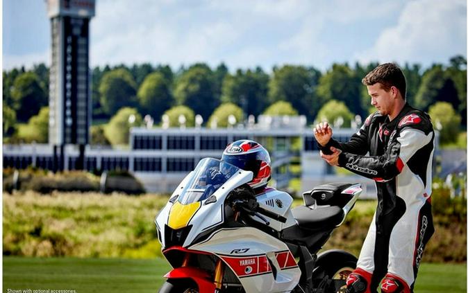 2022 Yamaha YZF R7 CA