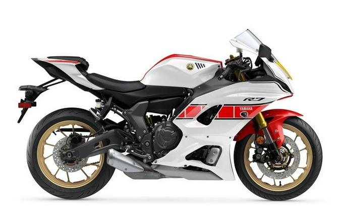 2022 Yamaha YZF R7 CA